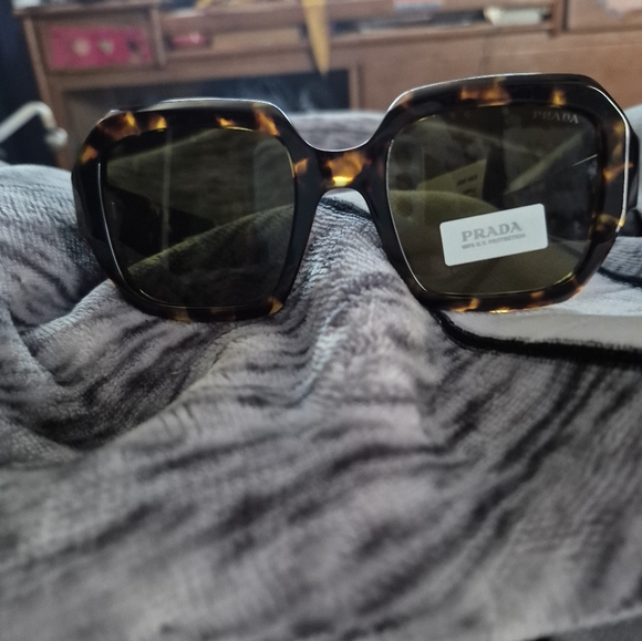 Brand New Prada UV Protected Sunglasses